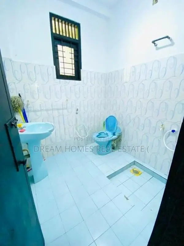 Well-Maintained 3-Bedroom House for Sale in Kaduwela