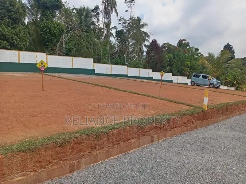 මුණමලින් අගනා බිම්කොටසක් විකිණීමට