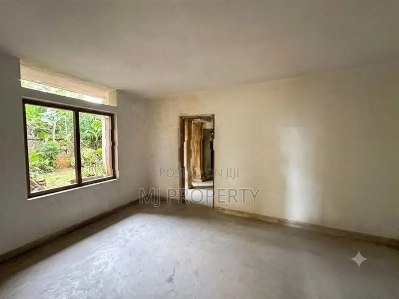 ( YC-1145) Valuable Commercial Land Sale in Nugegoda Delkanda