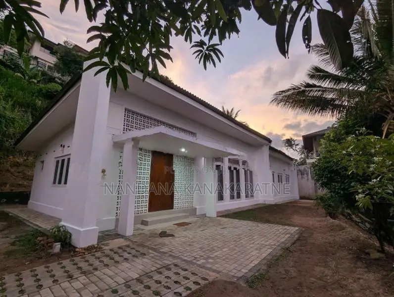 House for Rent - Watapuluwa, Kandy