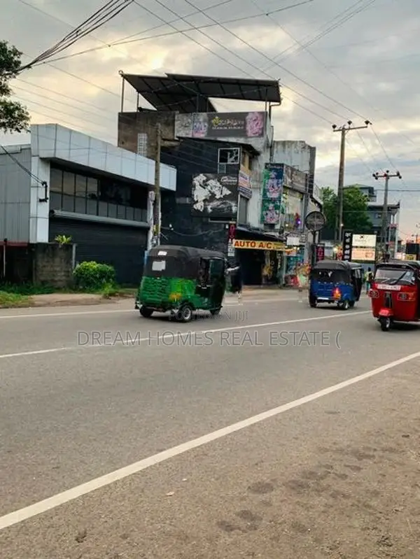 Ideal Business Land for Rent in Makola – Kiribathgoda Road