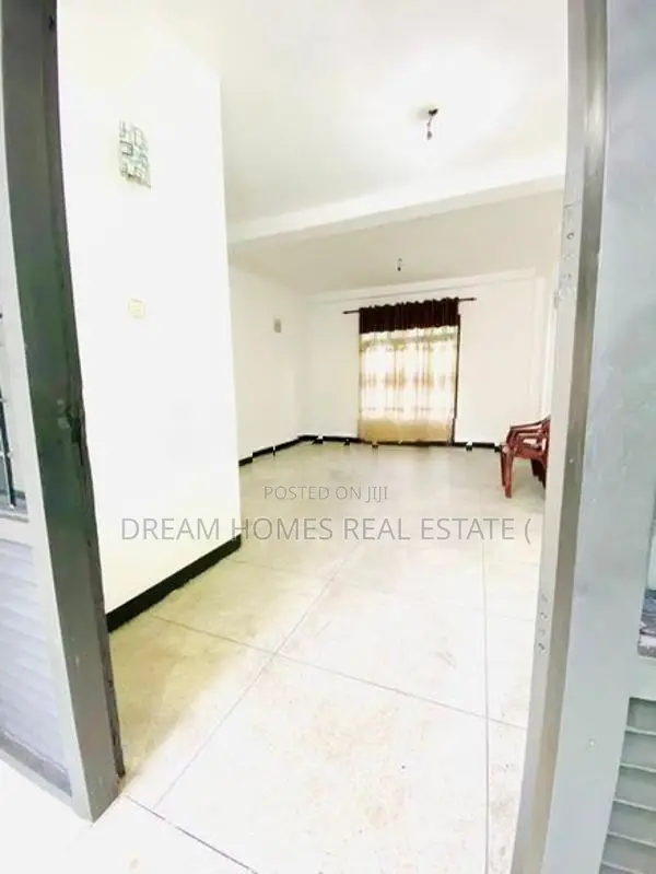 Well-Maintained 3-Bedroom House for Sale in Kaduwela
