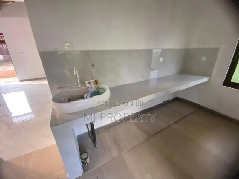 ( Ts-1142) Valuable Brand New Single Storey House Sale in Homagama
