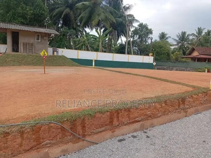 මුණමලින් අගනා බිම්කොටසක් විකිණීමට
