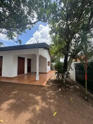 Modern 3-Bedroom House for Sale Near Kottawa–Thalawathugoda Main Road