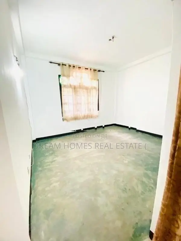 Well-Maintained 3-Bedroom House for Sale in Kaduwela