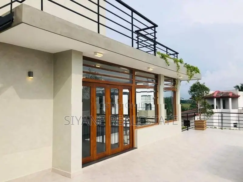 Brand New 3-Storey House for Sale – Pannipitiya Fully Furnished