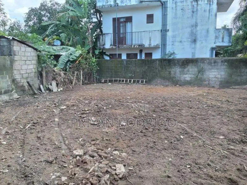 Piliyandala Wewala Road 10 Perches of Land for Sale