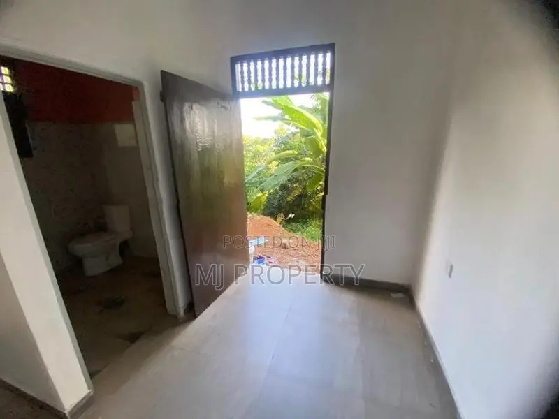 ( Ts-1142) Valuable Brand New Single Storey House Sale in Homagama