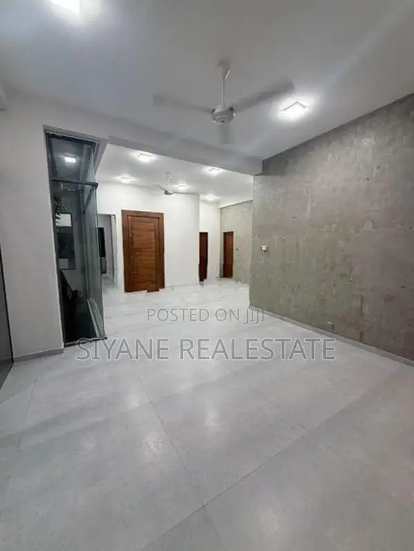 Luxury House For Sale In Nawala