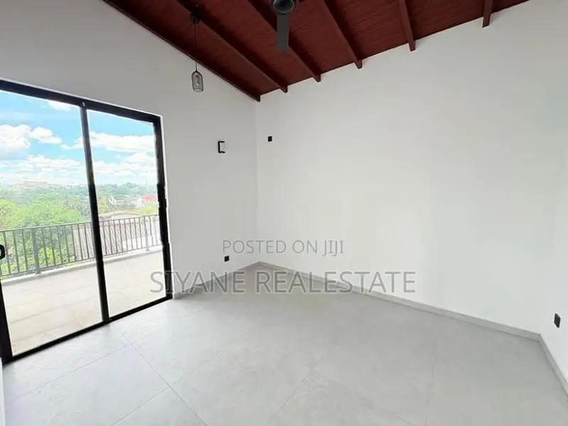 Luxury New House for Sale in Battaramulla - Thalahena