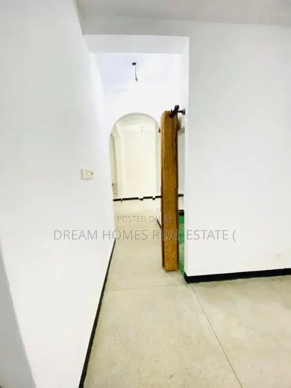 Well-Maintained 3-Bedroom House for Sale in Kaduwela