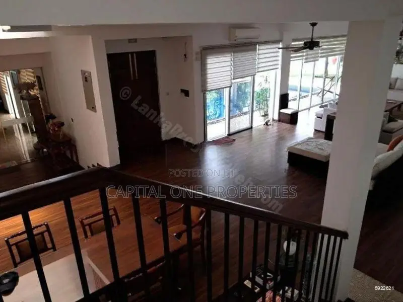 A Stunning Spacious House For Rent Located In Rajagiriya - 4040U