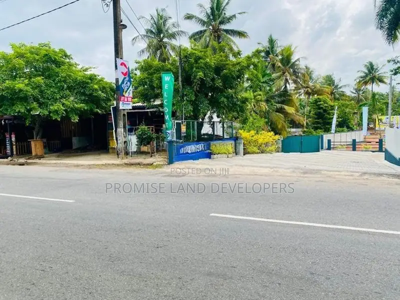 Wadduwa Thalpitya Lands for Sale N38