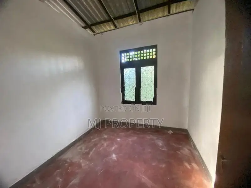 ( Ts-1142) Valuable Brand New Single Storey House Sale in Homagama