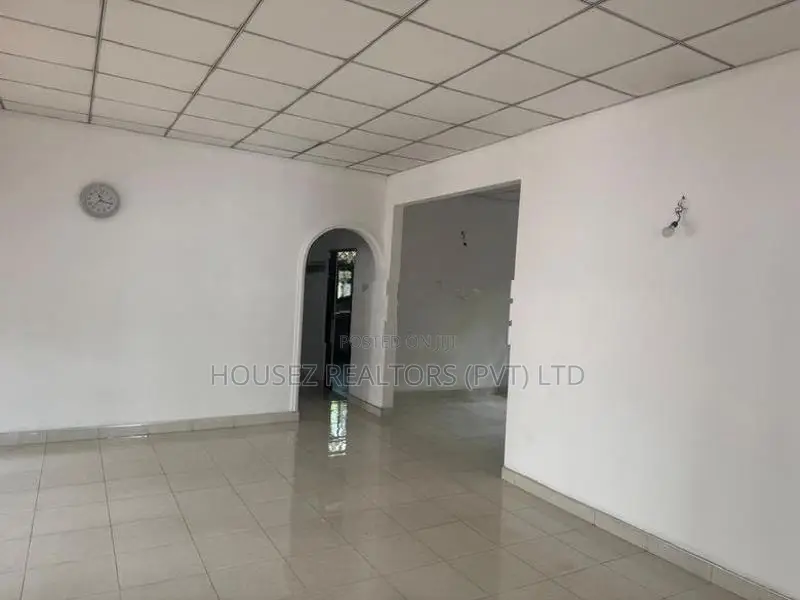 Modern 3-Bedroom House for Sale Near Kottawa–Thalawathugoda Main Road