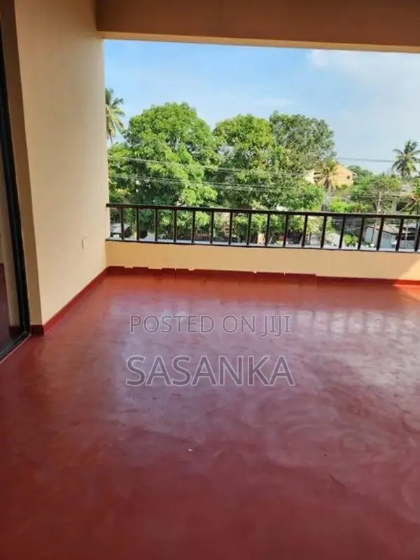Ratmalana Modern Three Storey Luxury House for Sale