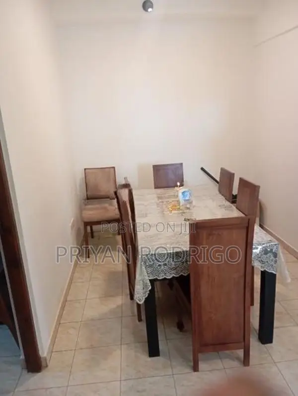 03 Bedroom Fully furnished Luxury Apartment in Bambalapitiya for Rent