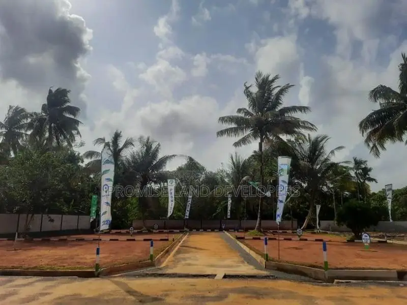 Wadduwa Thalpitya Lands for Sale N38
