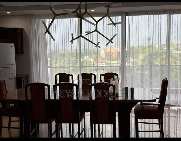 2000 Plaza Residencies - 06 Bedrooms Luxury Apartment for Sale in Kott