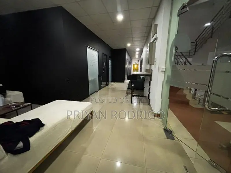 Business Hub with Multiple Private offices on Nawala Road