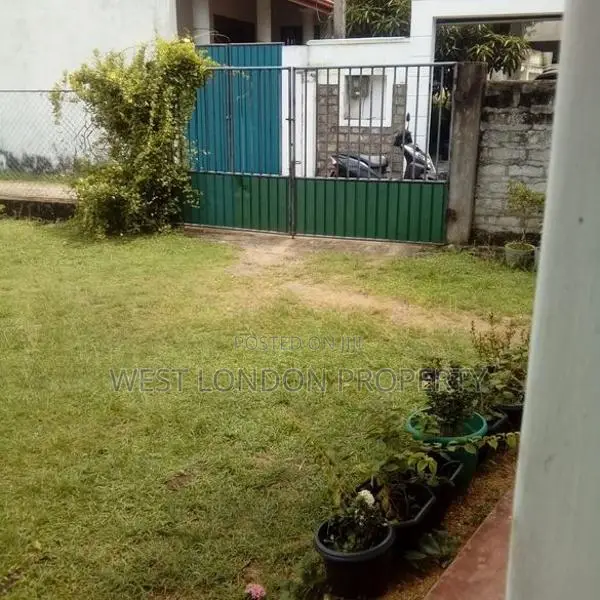 Land for Sale in Wattala