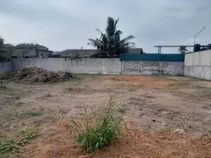Colombo 14 - Sirimavo Bandaranayake Mawatha 63 Perches of Land for Sal