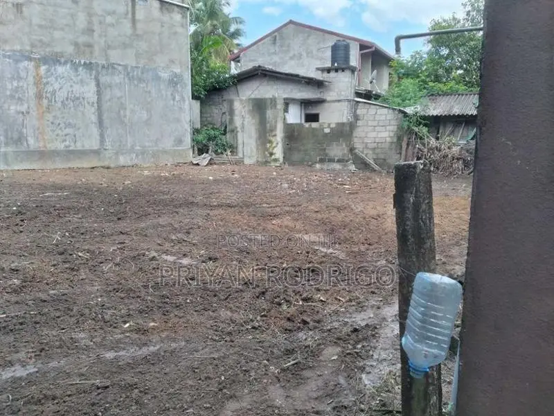 Piliyandala Wewala Road 10 Perches of Land for Sale