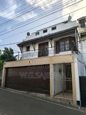 5 Rooms furnished or Unfurnished house rent in Malabe (main road)