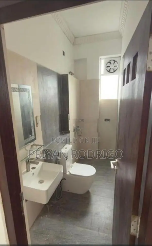 Westbury Residencies - 02 BR new Apartment for Sale in Colombo 10
