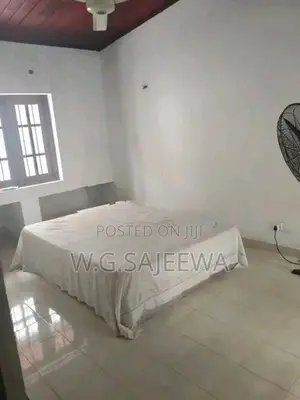 5 Rooms furnished or Unfurnished house rent in Malabe (main road)