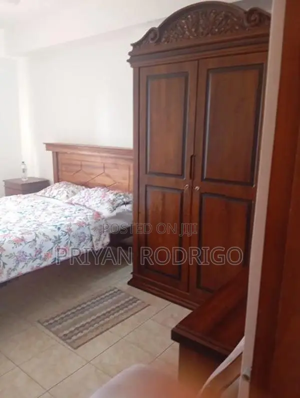 03 Bedroom Fully furnished Luxury Apartment in Bambalapitiya for Rent