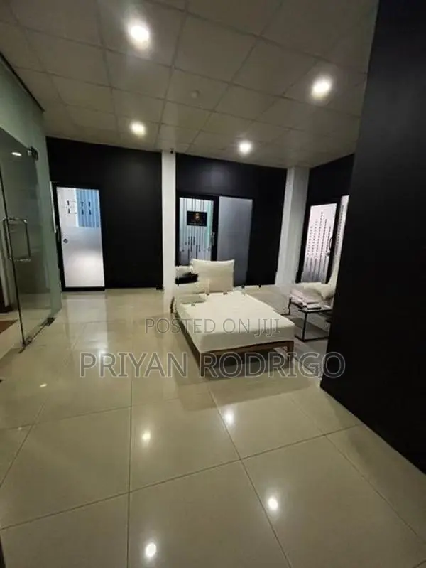 Business Hub with Multiple Private offices on Nawala Road