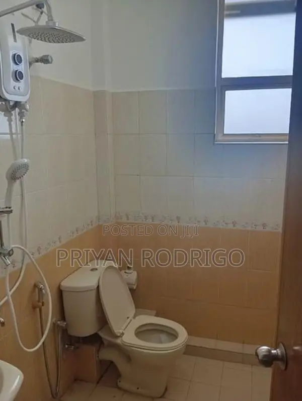 03 Bedroom Fully furnished Luxury Apartment in Bambalapitiya for Rent