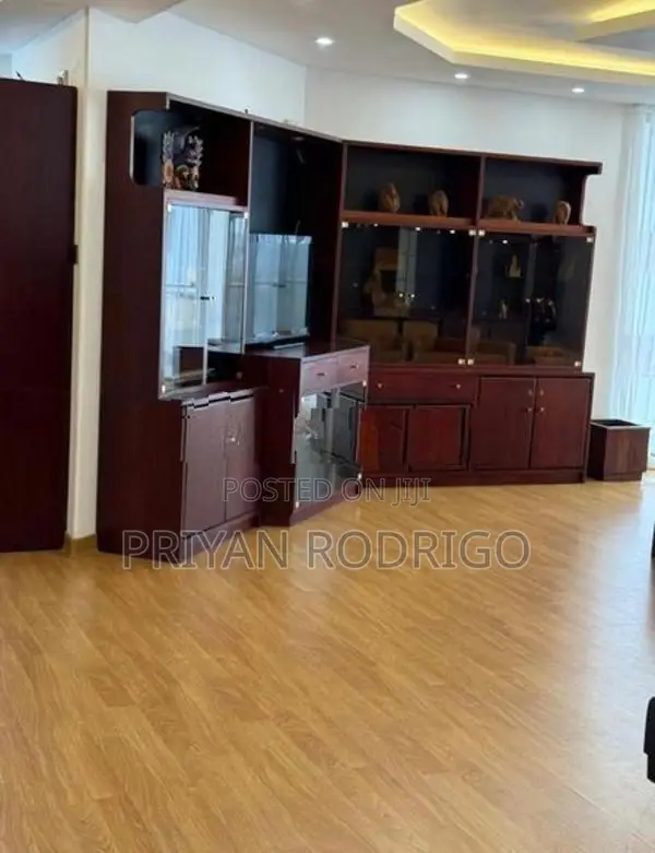 2000 Plaza Residencies - 06 Bedrooms Luxury Apartment for Sale in Kott