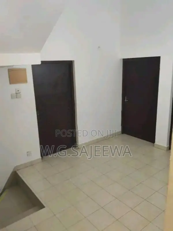 5 Rooms furnished or Unfurnished house rent in Malabe (main road)