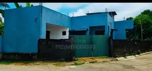 Wattala Hunupitiya - 02 Bedrooms House on 7.63 Perches of Land for Sal