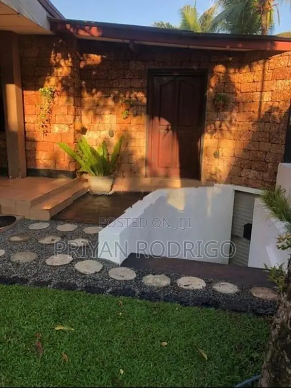 Rajagiriya - Buthgamuwa Road, 04 Bedrooms House for Sale