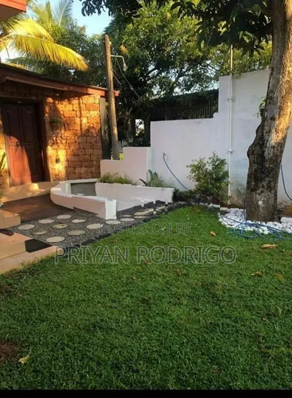 Rajagiriya - Buthgamuwa Road, 04 Bedrooms House for Sale
