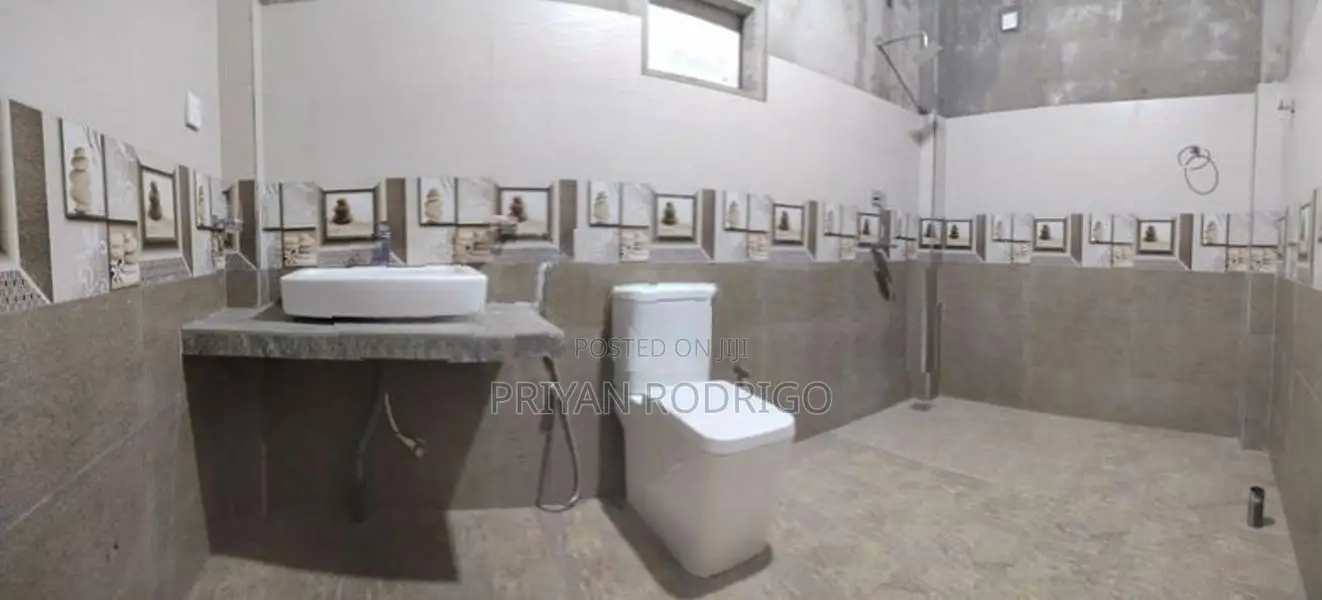 Kottawa - Rukmalgama 05 Bed Room House on 15 Perches of Land for Sale