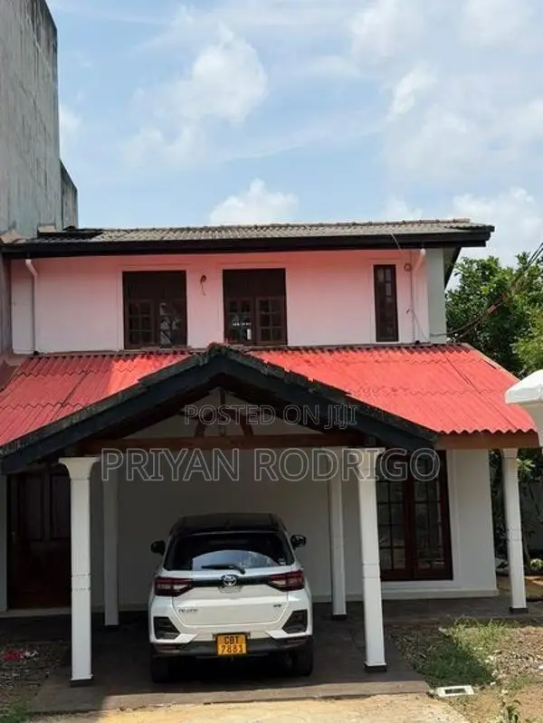Depanama Pannipitiya 04 Bed Room House on 11.57 Perches of Land for Sa
