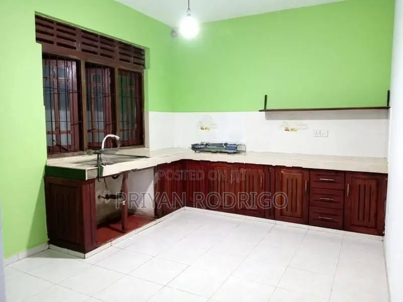 Kottawa - Rukmalgama 05 Bed Room House on 15 Perches of Land for Sale