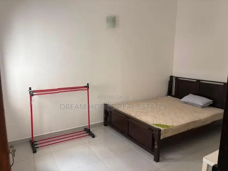 Spacious 3-Bedroom House for Rent – Wickramasinghepura