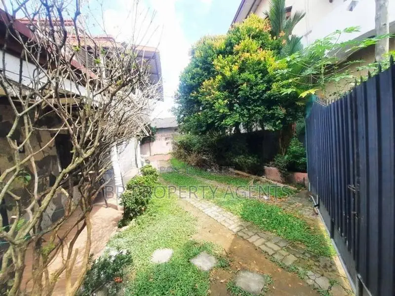 Two Story Twin House for Sale In Mount Lavinia