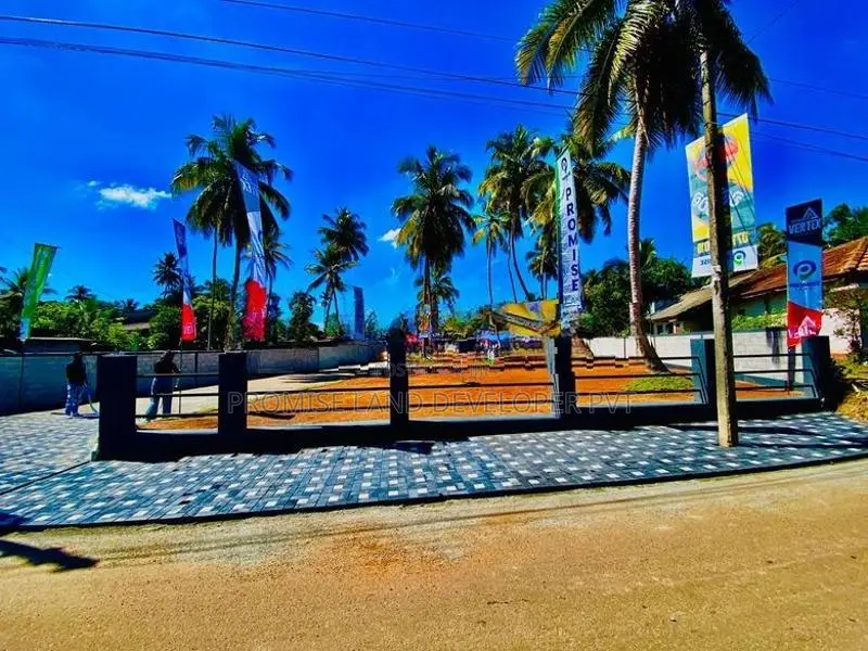 Panadura moratuwa old road 1.km Land for Sale D29