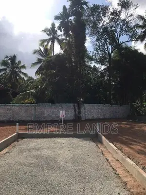 Kandana Luxury Land Plots for Sale Facing Ganemulla Bus Road