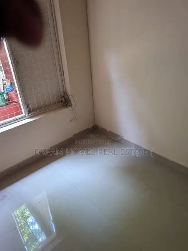 Spacious 6-Bedroom Single-Storey House for Rent – Kalubowila