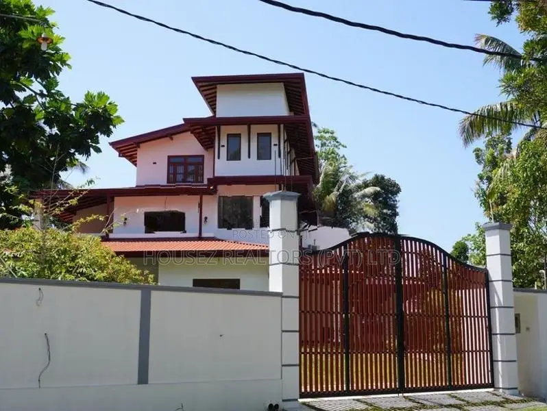 Fully Furnished 6-Bedroom Villa for Rent or Lease in Weligama