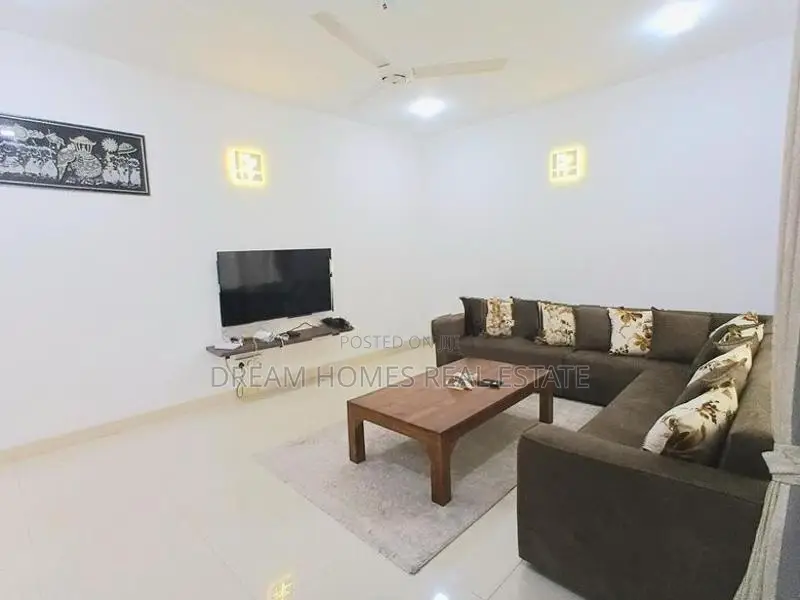 Super Luxury Fully Furnished Apartment for Rent Thalawathugoda