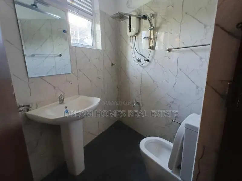Super Luxury Fully Furnished Apartment for Rent Thalawathugoda